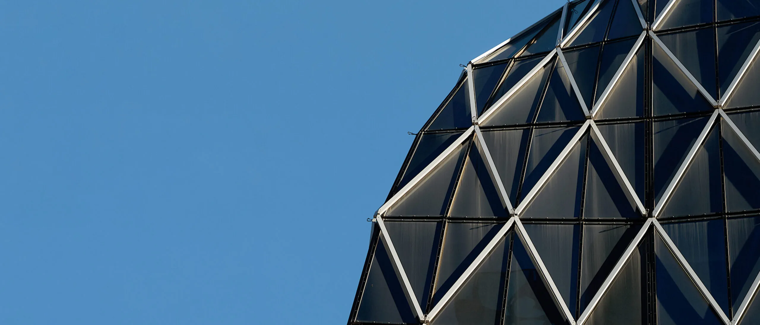 Ink Hotel facade with Maxcon’s geometric diagrid exterior.