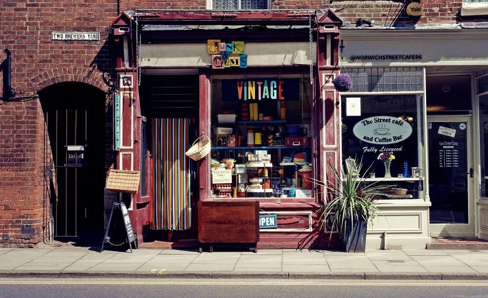 Vintage Store on Roadside